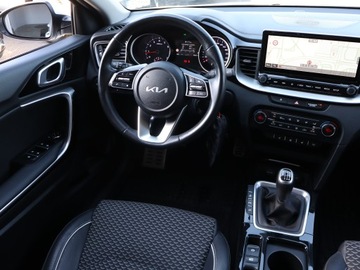 Kia Ceed III Kombi Facelifting 1.5 T-GDI 160KM 2022 Kia Ceed 1.5 T-GDI, Salon Polska, 1. Właściciel, zdjęcie 6