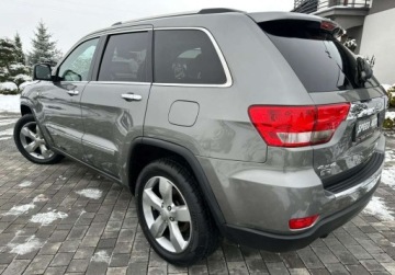 Jeep Grand Cherokee IV Terenowy 3.0 V6 CRD 241KM 2012 Jeep Grand Cherokee 3.0CRD Overland Serwis Zadbany Bogate Wyposazenie Pol, zdjęcie 16