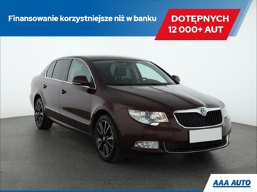 Skoda Superb II Sedan 2.0 TSI 200KM 2013 Skoda Superb 2.0 TSI, Salon Polska, DSG, Navi