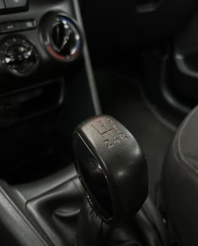 Peugeot 208 I Hatchback 3d 1.2 VTI 82KM 2013 Peugeot 208 Czujniki Kamera niski przebieg Gwarancja w cenie WarszawaVLAV, zdjęcie 28