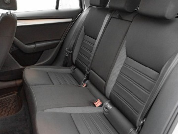 Skoda Octavia III Kombi Facelifting 2.0 TDI 150KM 2020 Škoda Octavia Skoda Octavia 2.0 TDI Ambition DSG, zdjęcie 26