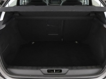 Peugeot 308 II Hatchback Facelifting 1.2 PureTech 130KM 2018 Peugeot 308 Allure automat panorama, zdjęcie 19