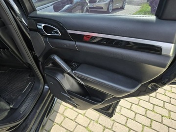 Porsche Cayenne II SUV 4.8 S V8 400KM 2011 Porsche Cayenne S Black Edition, zdjęcie 24