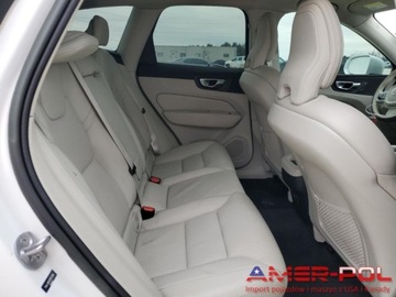Volvo XC60 II 2023 Volvo XC 60 _PLUS_2.0 L_247 km_2023r_17 948 KM 2.0 Benzyna 247KM, zdjęcie 8