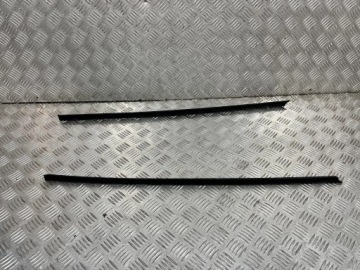 LISTWA SZYBY CZOŁOWEJ LEWA SKODA SCALA 19-