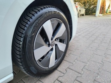 Volkswagen Passat B8 Variant Facelifting 1.5 TSI EVO 150KM 2025 Volkswagen Passat serwis ASO 2.0TDI 150KM bezwypadkow gwarancja pakiety ka, zdjęcie 9