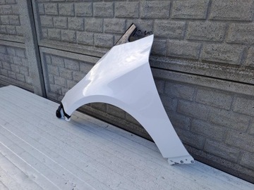 COROLLA HB E21 E210 XII 19-24/SUZUKI SWACE BLATNÍK LEVÝ PŘEDNÍ ORIGINÁLNÍ