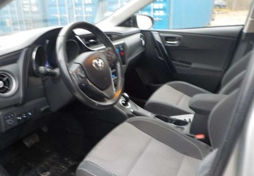 Toyota Auris II 2018 Toyota Auris Okazja 1.8 Hybryda 100KM, zdjęcie 19