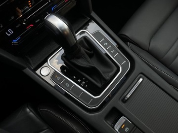 Volkswagen Passat B8 Variant Facelifting 2.0 TDI SCR 200KM 2023 Volkswagen Passat 2.0TDI 200KM 4MOTION DSG (Salon, zdjęcie 17