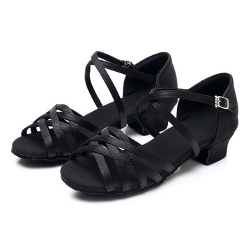Baleriny Dziecięce buty do tańca latynoskiego z dzianiny B237-38