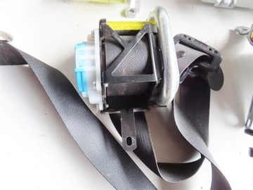 ПОДУШКИ ПРИБОРНОЙ ПАНЕЛИ КОКПИТ РЕМНЯ TOYOTA YARIS III 2011-2014 ГОД ЕВРОПА