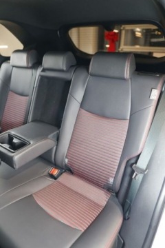 Toyota RAV4 V SUV Plug-In Facelifting 2.5 Hybrid Dynamic Force 306KM 2025 Toyota RAV4 2.5 Plug-In Hybrid Selection 4x4 2.5 Hybryda 306KM, zdjęcie 9