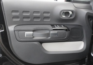 Citroen C3 III Hatchback Facelifting 1.2 PureTech 110KM 2023 Citroen C3 1.2 PureTech Shine EAT6 1.2 Benzyna 110KM, zdjęcie 16