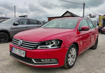 Volkswagen Passat B7 Variant 2.0 TDI CR DPF BlueMotion 140KM 2012 Volkswagen Passat 2012r, 2.0 TDI, Lekko uszkodzony lewy bok, Jezdzi. 2.0, zdjęcie 1