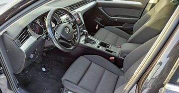 Volkswagen Passat B8 Variant 2.0 TDI BlueMotion SCR 150KM 2017 Volkswagen Passat Variant 2.0 D 150 kM Automat Klima kamera Full LED Navi, zdjęcie 5