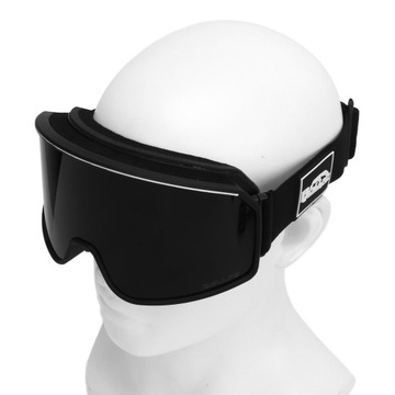 Линзы лыжных очков с защитой от запотевания