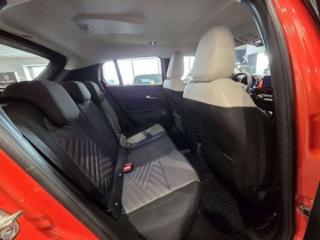 Fiat 2025 Fiat 600 1.2 Turbo Hybrid eDCT Pakiet StylKomfort Demo Delaer Gwarancja Va, zdjęcie 7