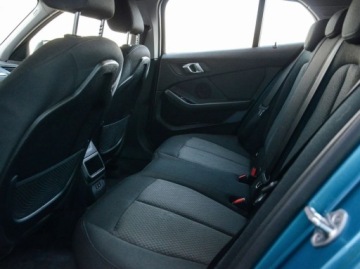 BMW Seria 1 F70 2024 BMW Seria 1 BMW 118i Advantage 1.5 Benzyna 136KM, zdjęcie 24