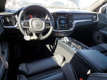 Volvo S60 III 2024 Volvo S60 Plus 2024 2.0l 2.0 Benzyna 247KM, zdjęcie 8