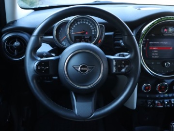 Mini Mini F56 Hatchback 3d Facelifting II Cooper 136KM 2023 MINI 5-door Copper, Salon Polska, Serwis ASO, zdjęcie 19