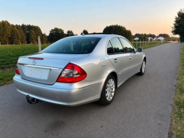 Mercedes Klasa E W211 Sedan W211 1.8 (200 Kompressor) 184KM 2007 MERCEDES-BENZ KLASA E (W211) E 200 Kompressor (211.041) 184 KM, zdjęcie 2