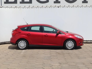 Ford Focus III Hatchback 5d facelifting 1.0 EcoBoost 100KM 2014 Ford Focus 1.0 EcoBoost, Klima, zdjęcie 5