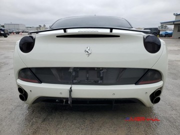 Ferrari California 2010 Ferrari California 2010 4.3L V8 Convertible 4.3 Benzyna 453KM, zdjęcie 5