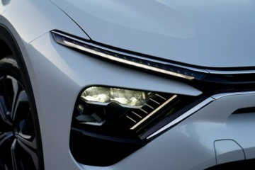 Citroen C5 X Liftback 1.6 PureTech  181KM 2023 Citroen C5X GT LINE blis SKORA nawi FULL LED kame, zdjęcie 11