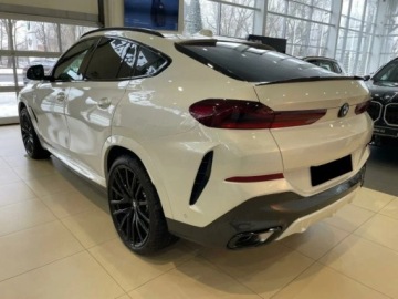 BMW X6 G06 SUV Facelifting 3.0 30d 298KM 2026 xDrive30d M Sport 3.0 (298 KM)| Hak holowniczy, elektryczny, zdjęcie 2