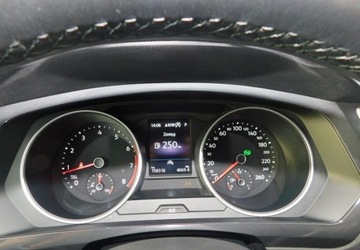 Volkswagen Tiguan Allspace SUV 2.0 TSI 190KM 2020 Volkswagen Tiguan Allspace z Gwarancja Bezwypadkowy 100 2.0 Benzyna 190KM, zdjęcie 24