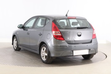 Hyundai i30 I Hatchback 1.4 109KM 2010 Hyundai i30 1.4 CVVT, Salon Polska, Klima,ALU, zdjęcie 3