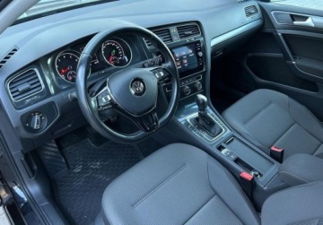 Volkswagen Golf VII Variant 1.4 TSI BlueMotion Technology 125KM 2017 Volkswagen Golf Comfortline Pakiety, Tempomat, Podgrzewana przednia szyba, zdjęcie 5