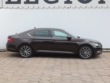 Skoda Superb III Liftback 1.8 TSI 180KM 2016 Skoda Superb 1.8 TSI, Automat, Skóra, Navi, Xenon, zdjęcie 5