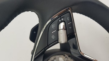 МНОГОФУНКЦИОНАЛЬНОЕ РУЛЕВОЕ КОЛЕСО С ПОДОГРЕВОМ SKODA OCTAVIA IV