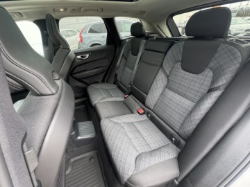 Volvo XC60 II Crossover Plug-In Facelifting 2.0 T6 350KM 2023 Volvo XC 60 T6 Plug-In | AWD | Plus Bright | FV23%, zdjęcie 27