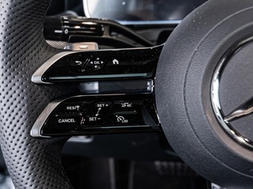 Mercedes 2024 300 4-Matic AMG Line Coupe 2.0 (258KM) 2024, zdjęcie 9