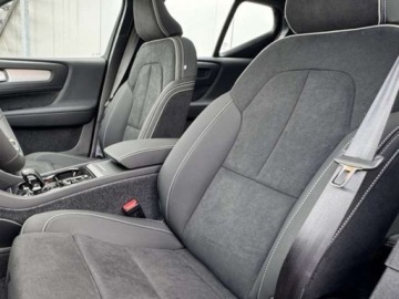 Volvo XC40 Crossover Facelifting 2.0 B4 197KM 2026 2.0 B4 Plus Black Edition (197 KM) Dojazdowe koło zapasowe, zdjęcie 6