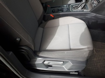 Volkswagen Passat B8 Variant 2.0 TDI BlueMotion SCR 150KM 2016 Volkswagen Passat 2.0 TDI 150KM BMT Comfortline 2016r, zdjęcie 13