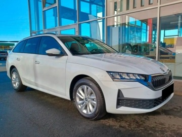 Skoda Octavia IV 2026 SKODA Octavia Drive Essence 1.5 TSI mHEV DSG Combi 115KM 2026, zdjęcie 1