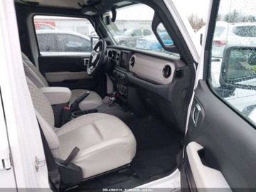 Jeep Gladiator 2023 Jeep Gladiator High Altitude 2023 3.6 Benzyna 285KM, zdjęcie 10