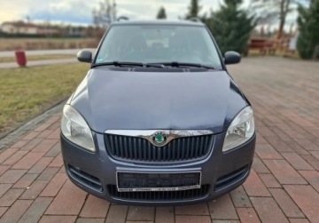 Skoda Fabia II Kombi 1.2 70KM 2009 Skoda Fabia 1.2 Benzyna 70KM, zdjęcie 1