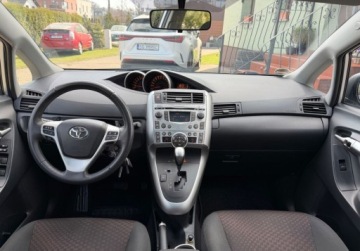 Toyota Verso Minivan 1.8 Valvematic 147KM 2010 Toyota Verso 1,8 147KM Automat Panorama Climatronic ASO Dla wymagajacych, zdjęcie 15