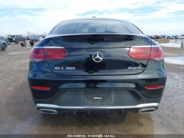 Mercedes GLC C253 2020 Mercedes-Benz GLC 2020 MERCEDES-BENZ GLC 300 COUPE 4MATIC 2.0 Benzyna 255KM, zdjęcie 4