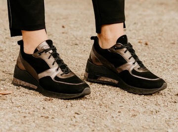Piękne czarne PÓŁBUTY skóra SNEAKERSY KOTURN 39