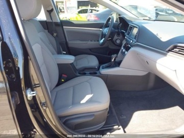 Hyundai Elantra VI 2020 Hyundai Elantra 2020 HYUNDAI ELANTRA SEL 2.0 Benzyna 147KM, zdjęcie 5