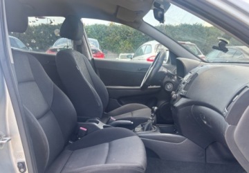 Hyundai i30 I Hatchback 1.6 CRDi 90KM 2007 Hyundai i30 Nowe sprzeglo. 1.6 Diesel 90KM, zdjęcie 9