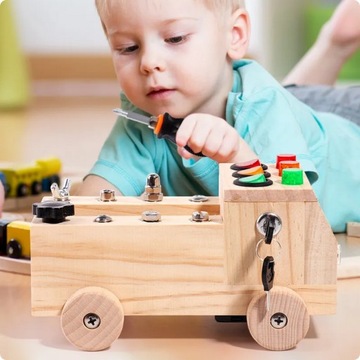 ДЕРЕВЯННАЯ МАШИНКА МАШИНКА МОНТЕССОРИ ИНСТРУМЕНТЫ МАСТЕРСКАЯ ИНТЕРАКТИВНАЯ ИГРУШКА