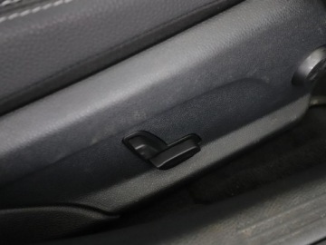 Mercedes Klasa C W205 Kombi 180 156KM 2017 Mercedes C 180 Avantgarde półskóra navi grzane, zdjęcie 34