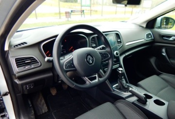 Renault Megane IV Grandtour Facelifting 1.3 TCe 140KM 2022 Renault Megane IV 1.33 TCE kombi bogata wersja ładny zadbany bezwypadkowy, zdjęcie 14