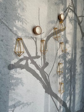 Рождественские огни для золотистого чердака 20 -й